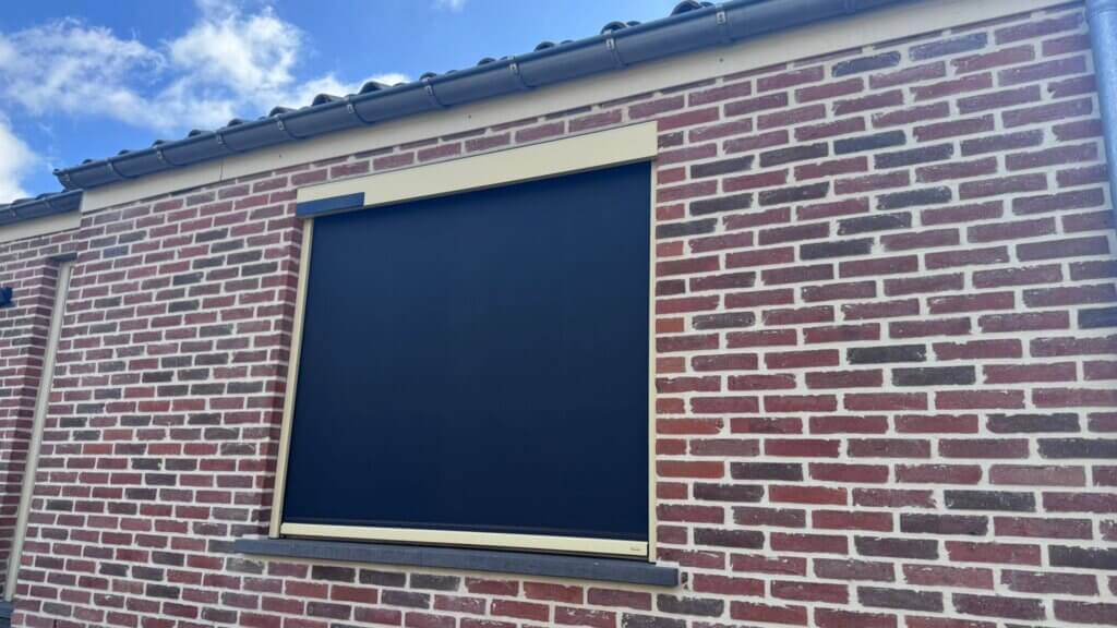 zonnescreen - screen laten plaatsen raam- screens voor venster